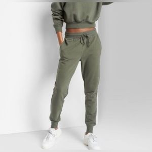 Wild fable Olive Green Cuffed Terry Sweatpants Womens NWT